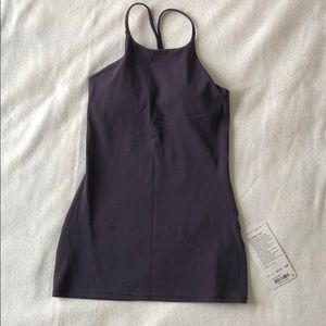Lululemon sun setter tank size 4
